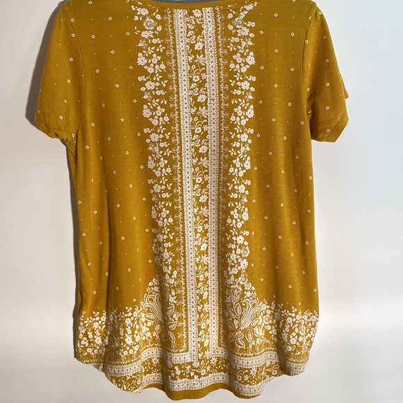 Lucky Brand - Ladies short sleeve floral print top. Size L - Picture 2 of 8